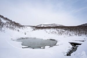 湯本温泉郷 大湯沼